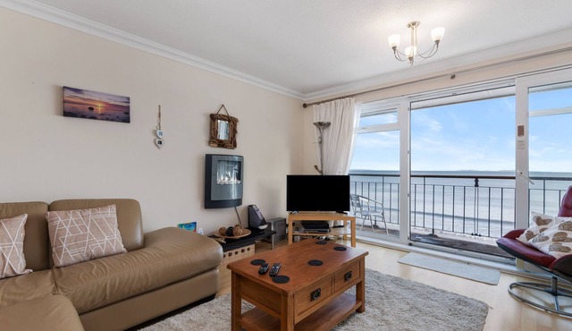 On The Beach - Direct Beach Access, Sea Views