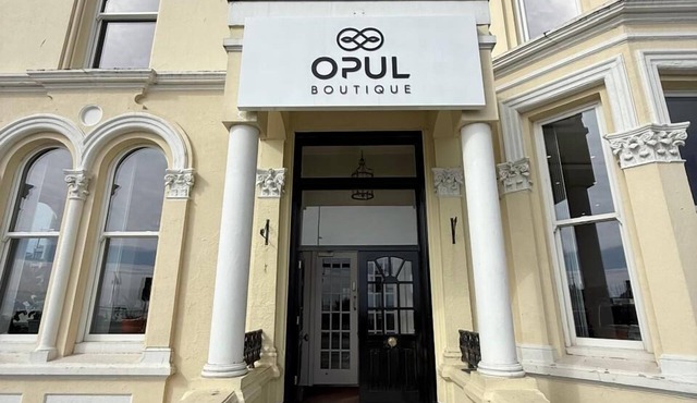 Opul Boutique