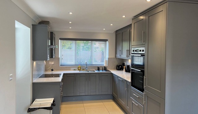 Pass the Keys | Newly built house 4 mins from Twyford Centre