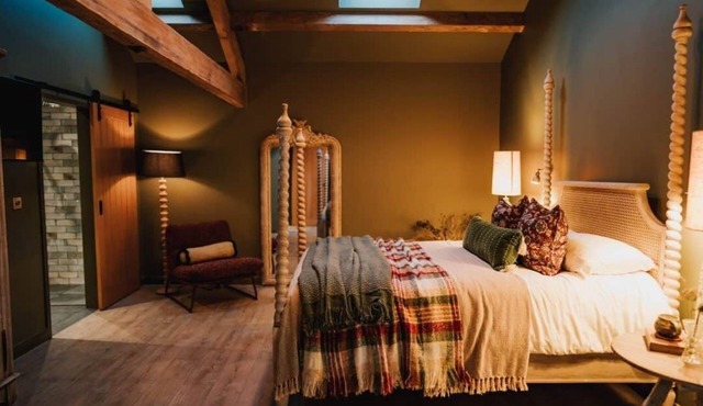 Patty's Croft , Lancaster 5*