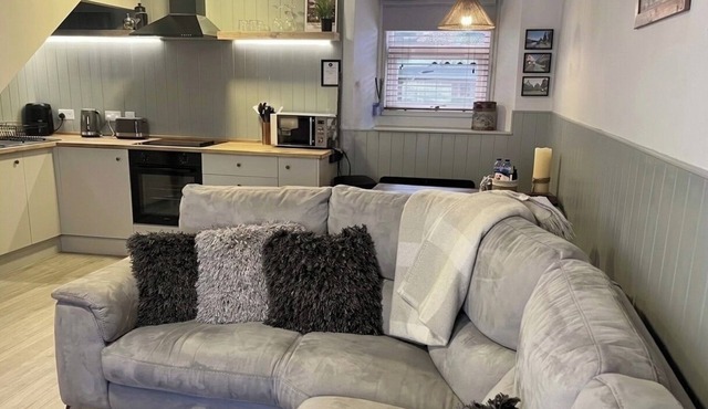 Peaceful Parkside Townhouse - Walk Everywhere in Perth