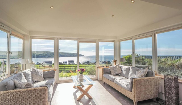 Pentir, Gwbert - Four Bedroom Cottage, Sleeps 7