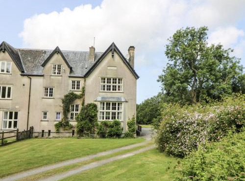 Plas Pontfaen