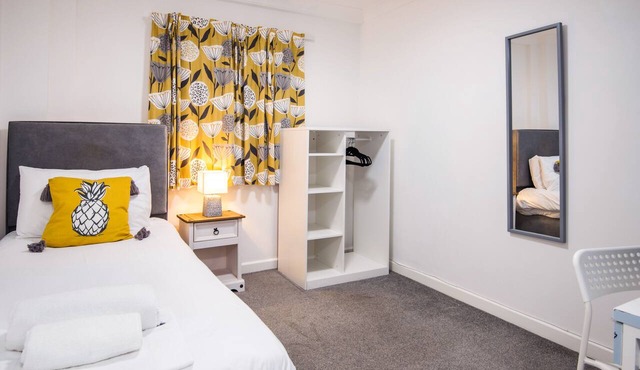 Premium Single Ensuite at Royal Ashton Town House