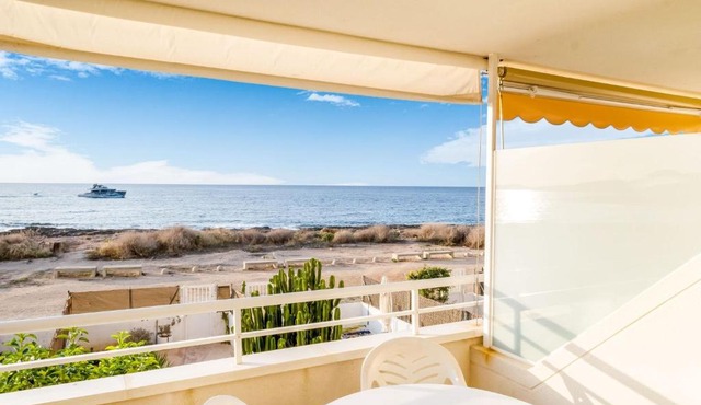 Pretty Holiday Home in Sant Josep de Sa Talaia near Sea
