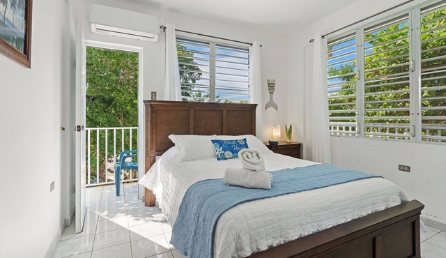 Punta Aguila Beach House/Pool/Billiard Table/7 beds + 2 Private rooms