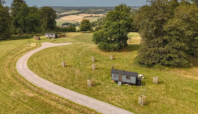 Quercus & Redwood - Sleeps 4