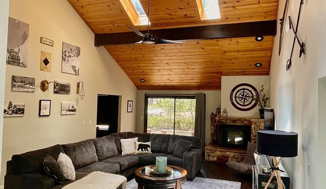 Recently remodeled chalet inspired home-minutes to town, hiking, biking and golf
