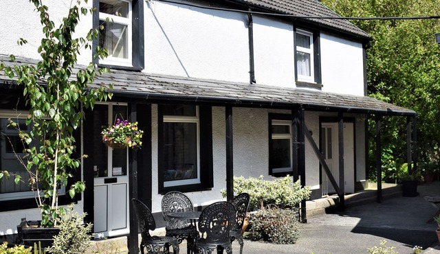 RED KITE, pet friendly, character holiday cottage in Blaenwaun