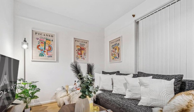 RudhallHaus|Modern|Spacious|4BR|Families|Groups