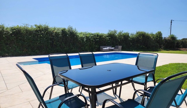 Sea View - 1 Bed Suite - Ocean Breeze - Port Eynon
