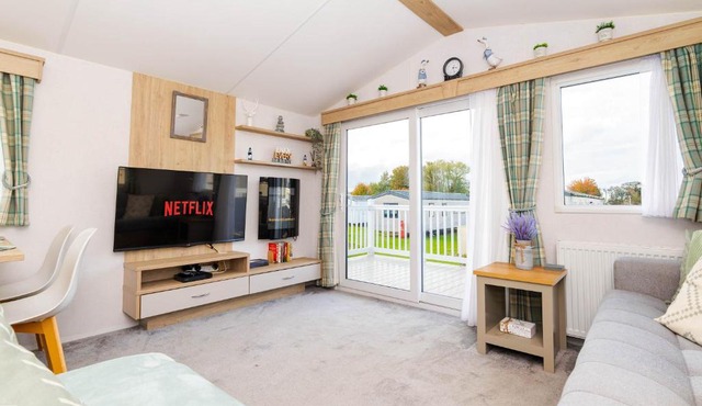 Seton Sands 3beds Premium Caravan Sleeps 7 - Near Edinburgh - Fast WiFi and Free Parking
