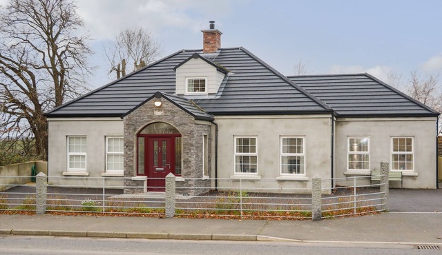 SLIABH AMHARC, pet friendly in Downpatrick