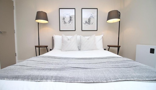 Spacious 1BR Apartment 10 minutes to City - Casablanca 5