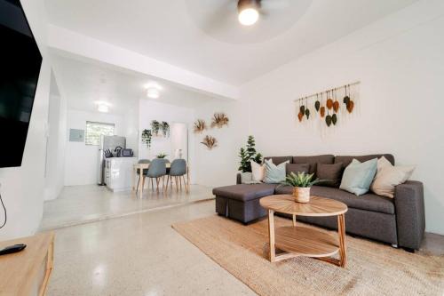 Spacious Apartment close to San Juan and El Yunque