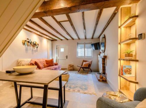 Spring Cottage Bretforton