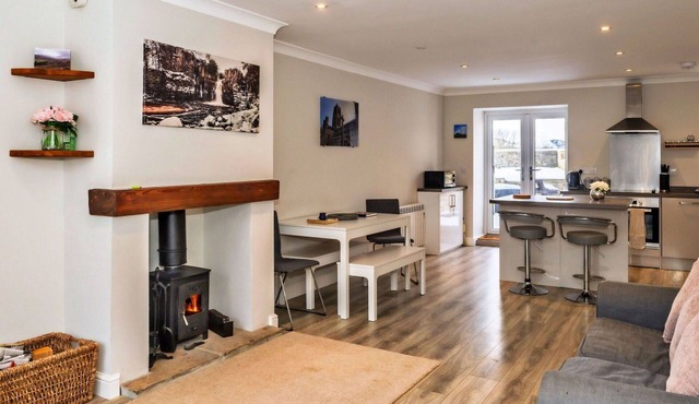 Stunning villa for 6 guests with WIFI and pets allowed