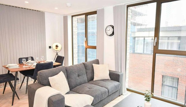 Stylish 2-Bed City Centre Manchester Flat