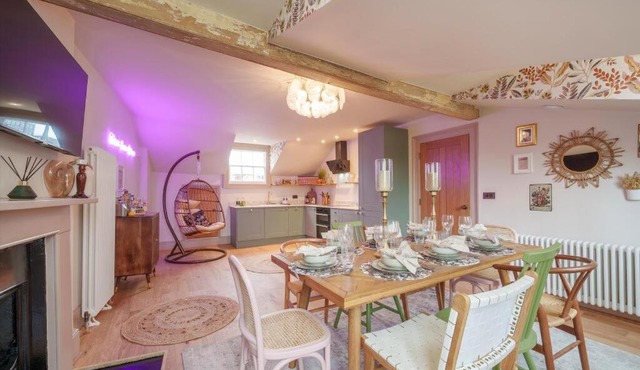 Tellers secret loft apartment The Bank of England