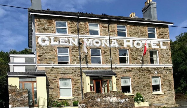 The Glen Mona Hotel