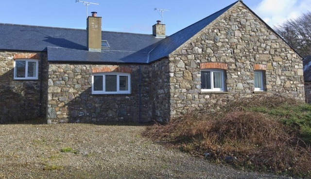 The Old Dairy - Two Bedroom Character Cottage in Peaceful Location