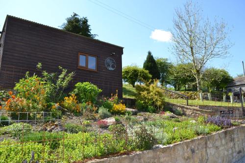 The Warren Lodge Cabin at Ashes Farm, Horton in Ribblesdale, Settle