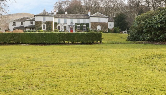 THIRLMERE SUITE, with a garden in Keswick