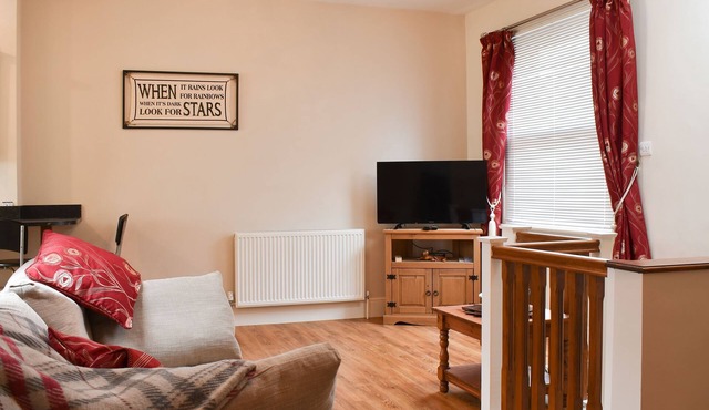 This apartment is ideally located in the conservation area of Old Harwich.