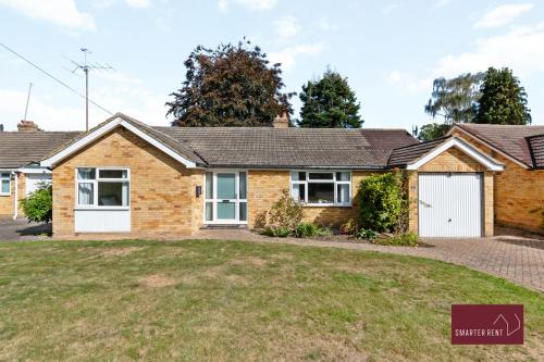 Three Bed Bungalow - Finchampstead