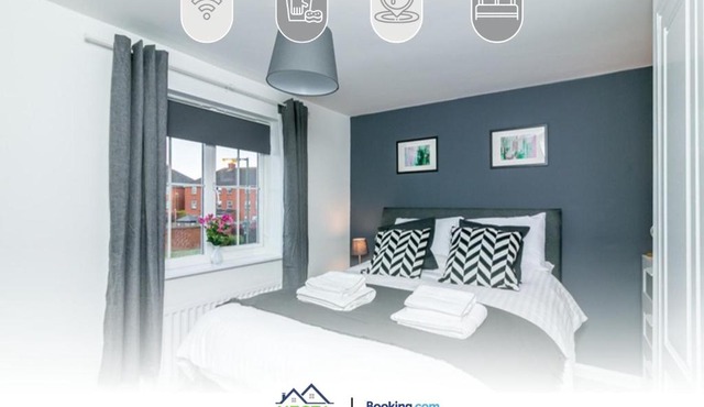 Three Bedroom Apartment By Vesta Serviced Accommodation & Short Lets Hatfield With Free Parking