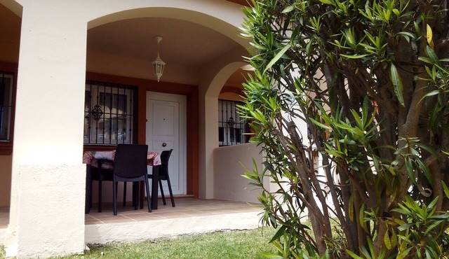 Townhouse with pool in Islantilla Golf Club