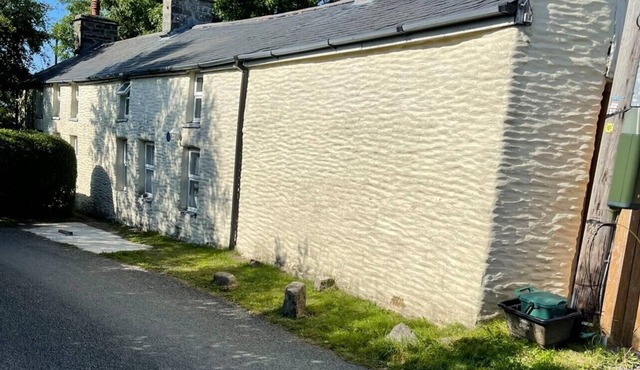 Tranquil country cottage 5 minute drive to beach