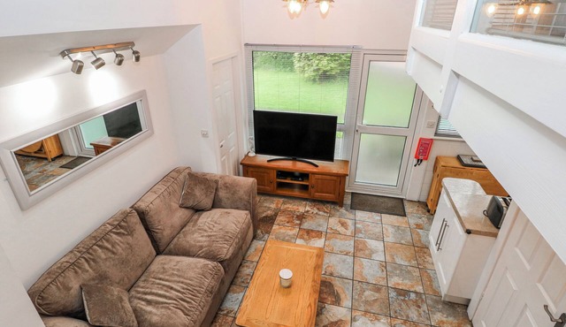 Trelessy Lodge
