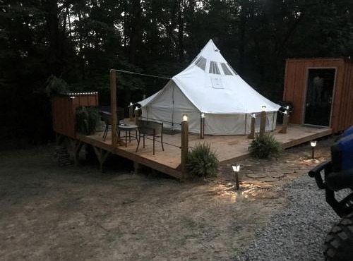 Truly Glamping Experience in this Beautiful Tent in Victor, West Virginia