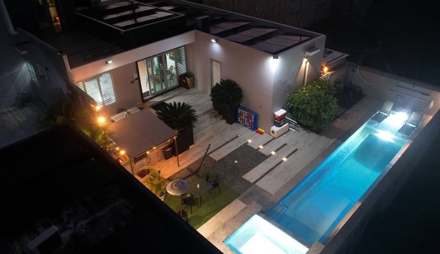 Utopia Luxury Villa - Private Pool, Hydromassage Jacuzzi & Near Amazing Beaches