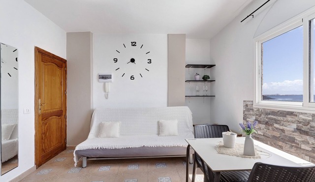 Vacation Apartment 'Sweet Home Pozo Izquierdo B' with Sea View and Wi-Fi