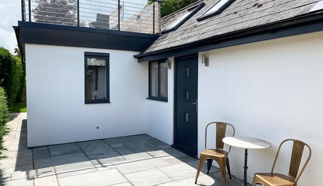 Vale Lodge