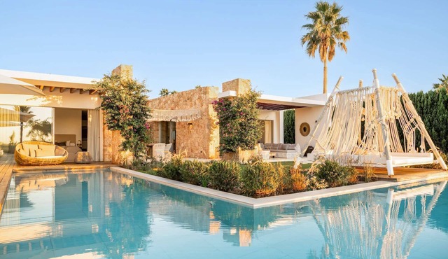 Villa Mykonos - stunning design villa in the magical west of the island