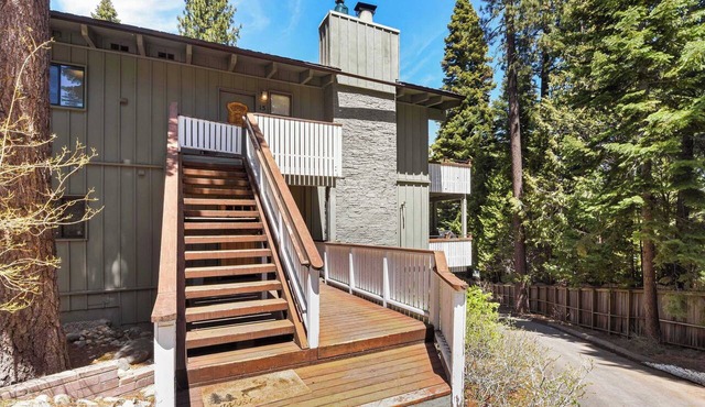 Waters Edge Oasis | Shared Pool & Pier Access