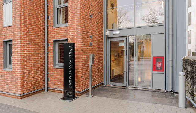 Waterside Living I Luxe Apartments