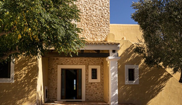 Well-equipped house with an unbeatable central location