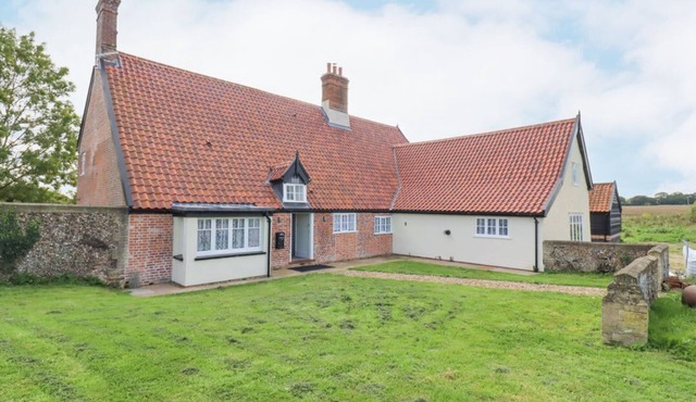 West House Farm, Leiston