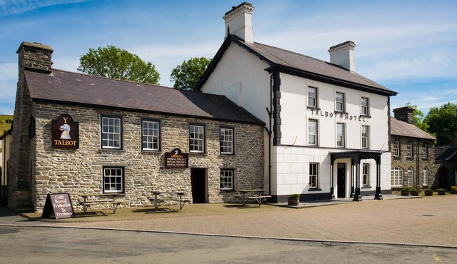 Y Talbot Tregaron