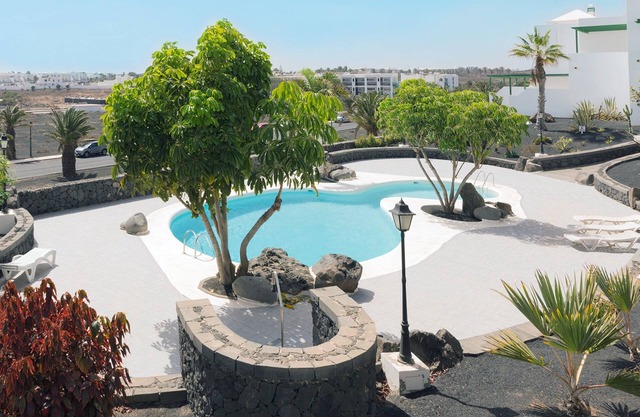Apartamento Om Con Piscina Vistas Al Mar 