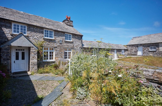 Farmhouse 