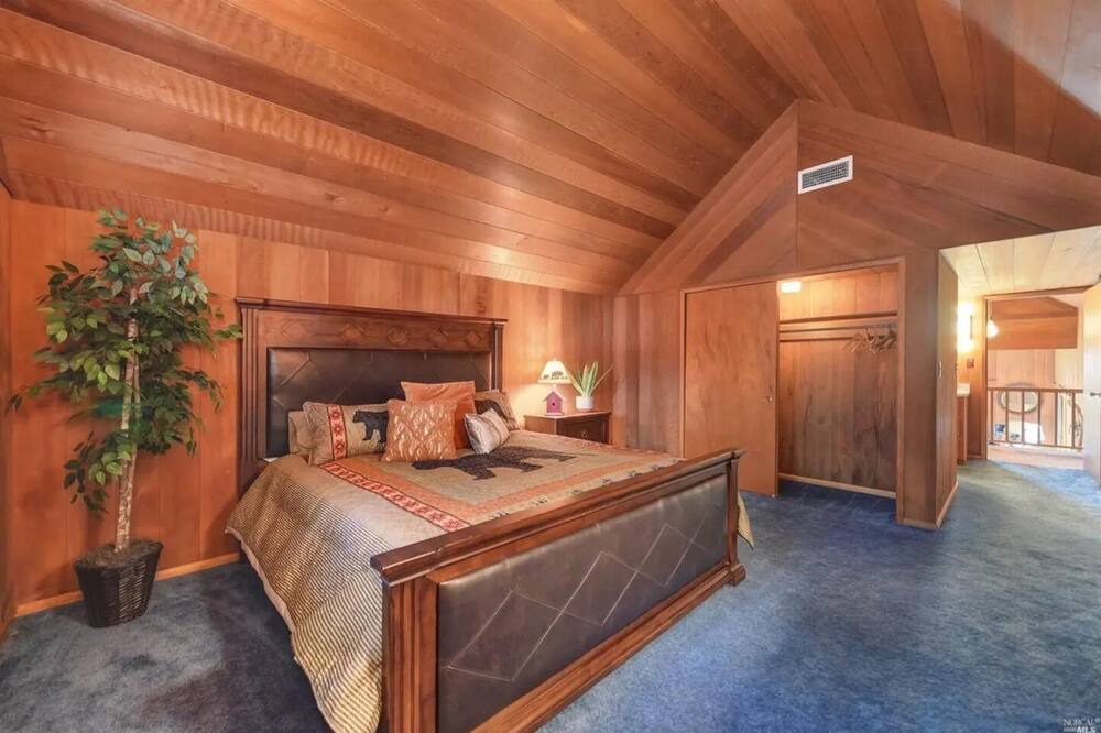 Photo of Bedroom in Nevada City