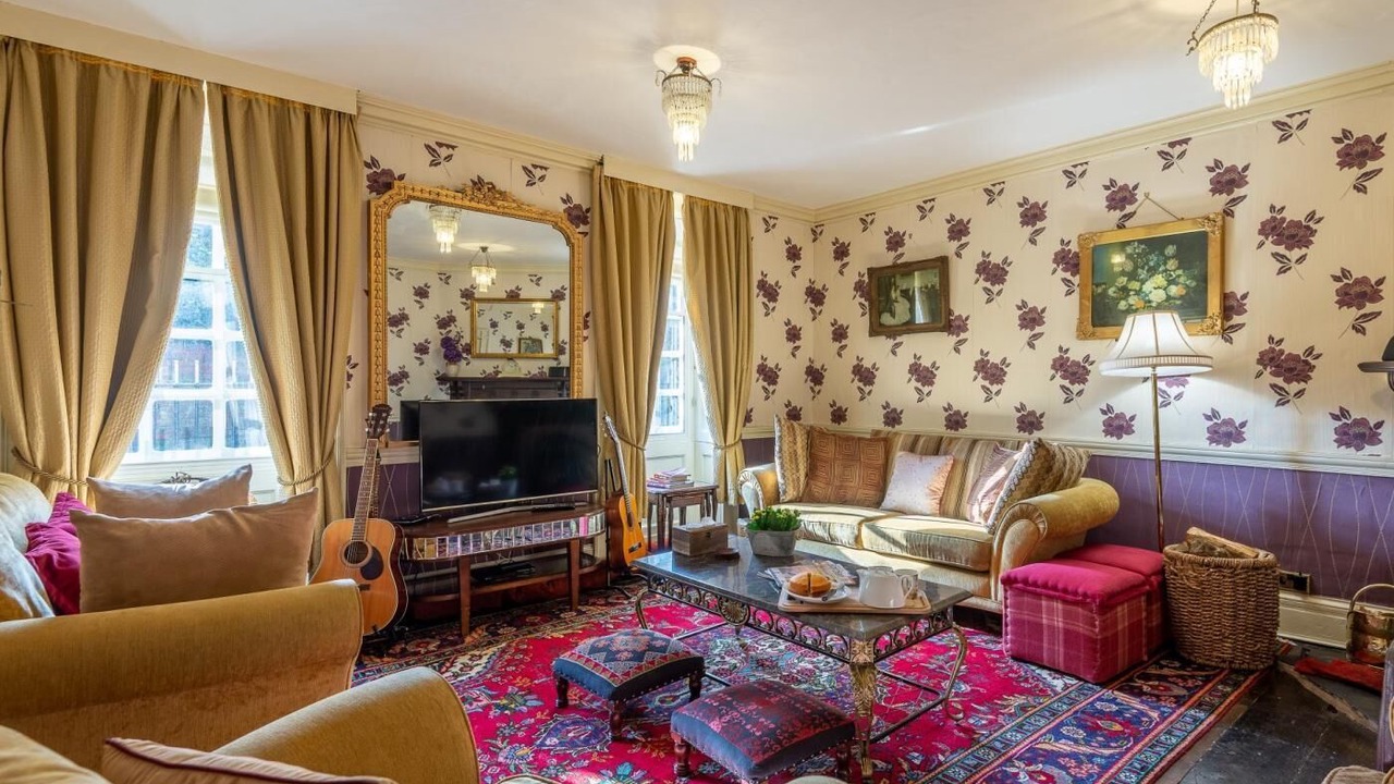 Photo of Livingroom in Llanfyllin