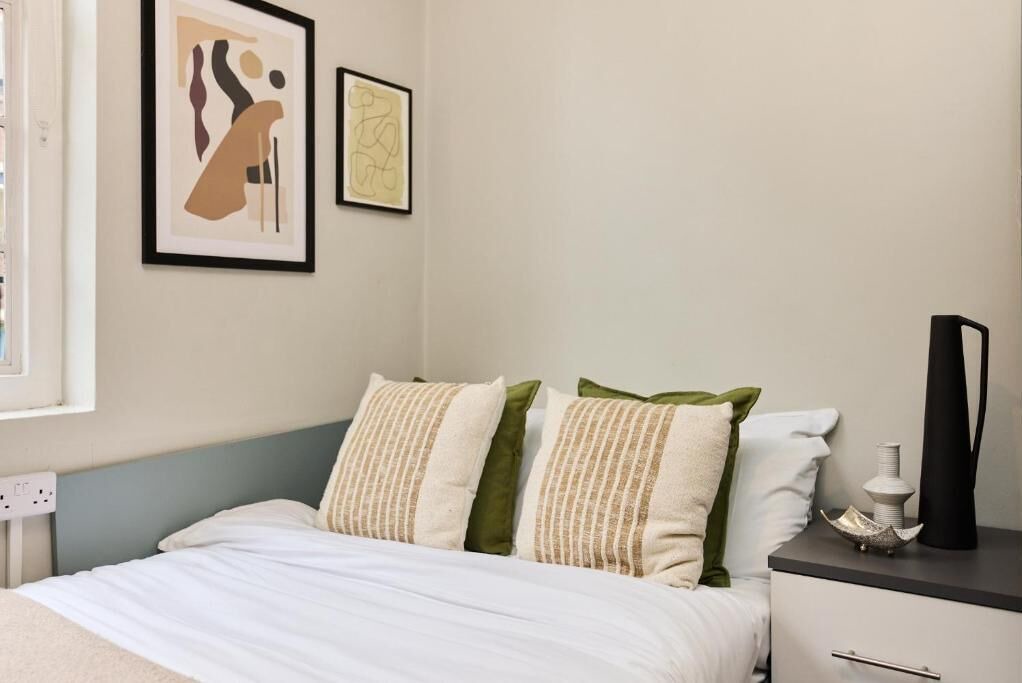 Photo of Bedroom in Vincent Square