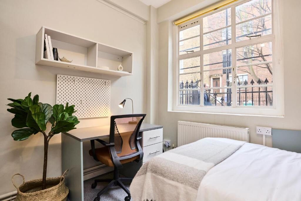 Photo of Bedroom in Vincent Square