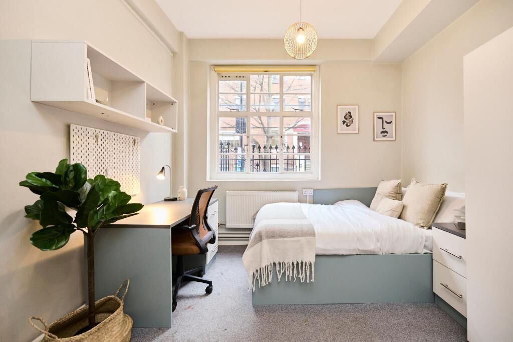 Photo of Bedroom in Vincent Square